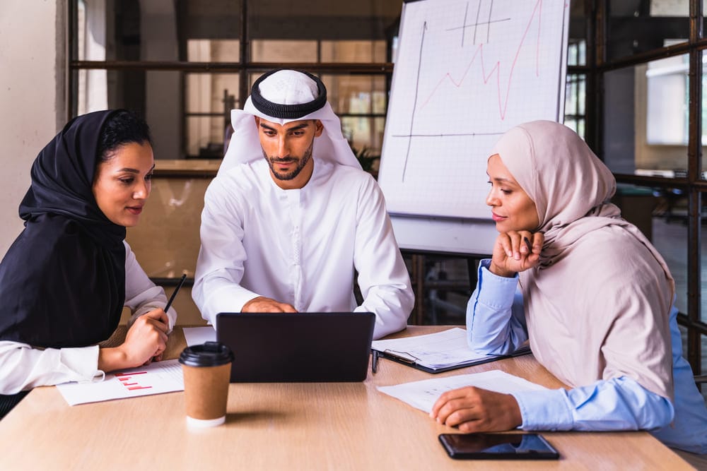 كيف تجد وظيفة مناسبة فعلًا في سوق العمل العربي